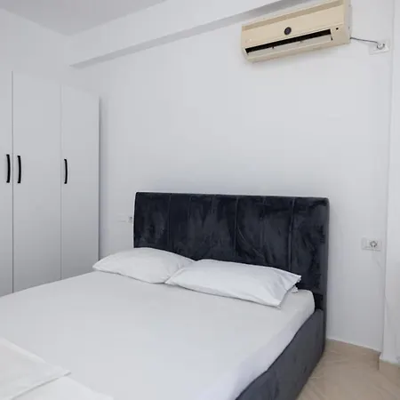 With Sea View Apartman Vlora